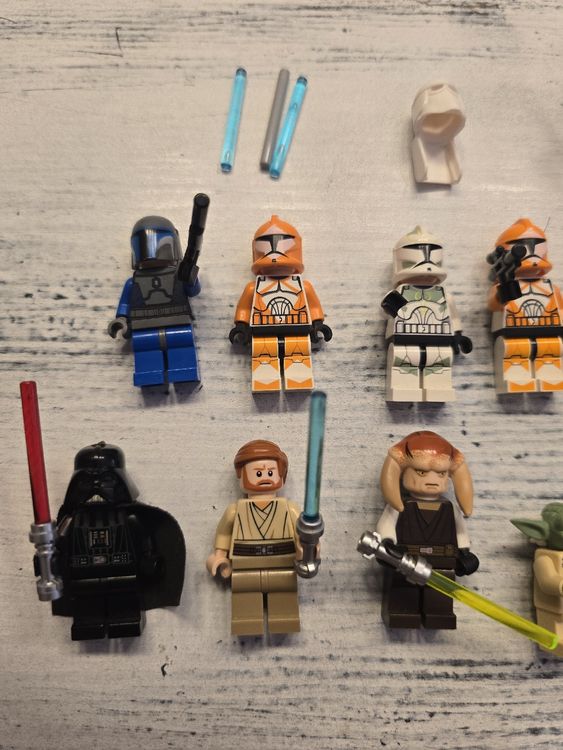 Lego Jeux de construction: 21 stk Lego Star Wars  Figuren aus alten Sets – D'occasion à Tuggen par Zweitechanceboutique 1