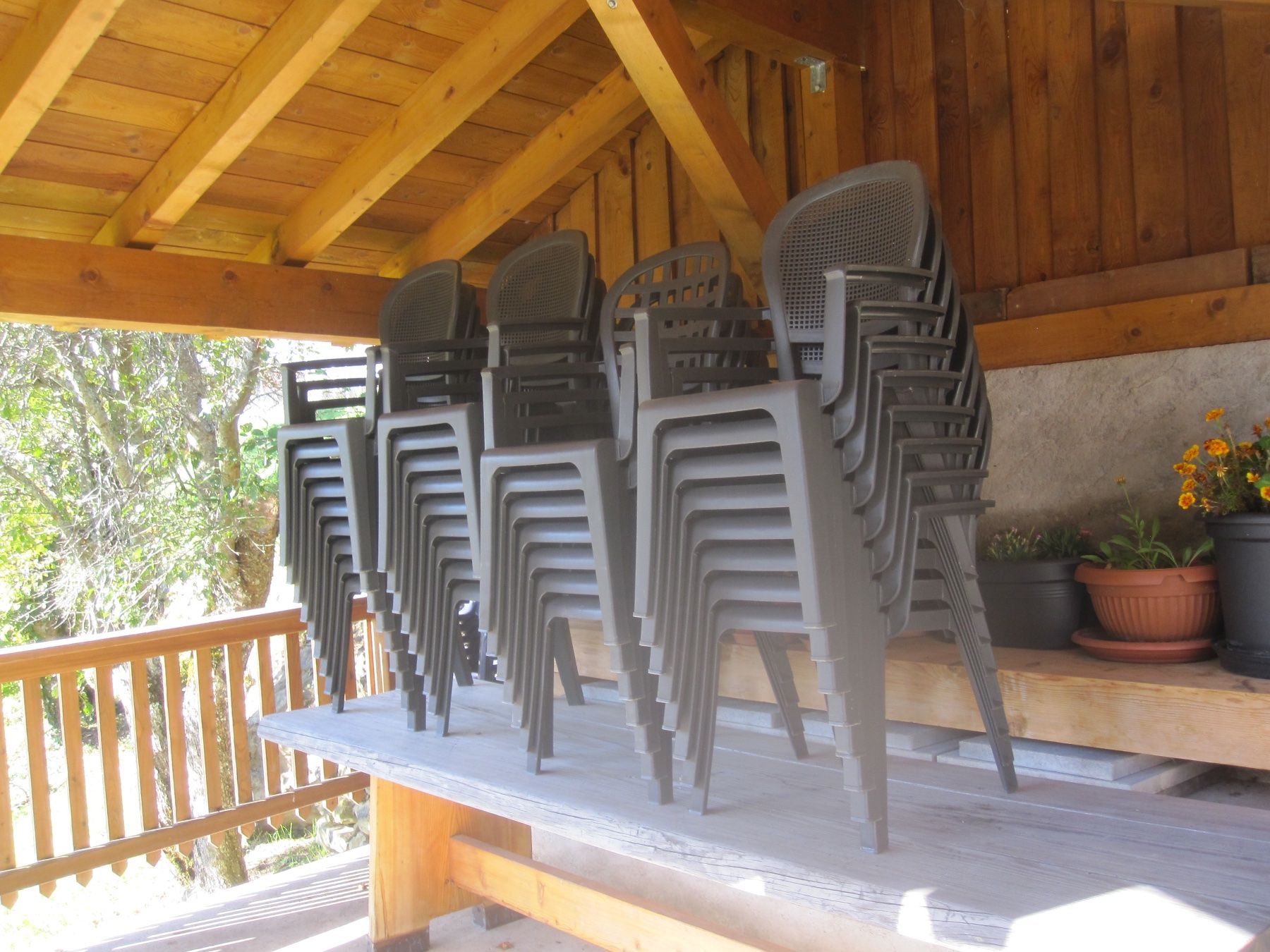 Sedie: 30 Chaises de terrasse – Usato da Ravoire venduto da feylet 2