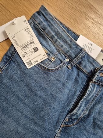 C&A Capri Jeans, neu mit Etikett, Gr. 38