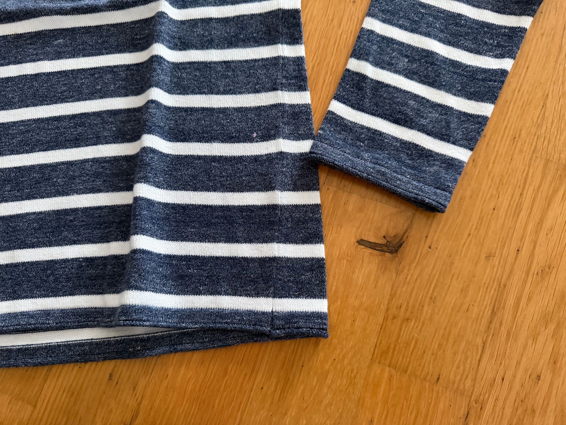 Maglioni & Felpe: Neuer kuscheliger Campus Pullover Grösse 164/152 – Nuovo (secondo la descrizione) da Bettlach venduto da Kvety 1