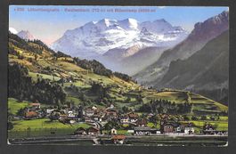 Reichenbach Dorfansicht mit Blüemlisalp