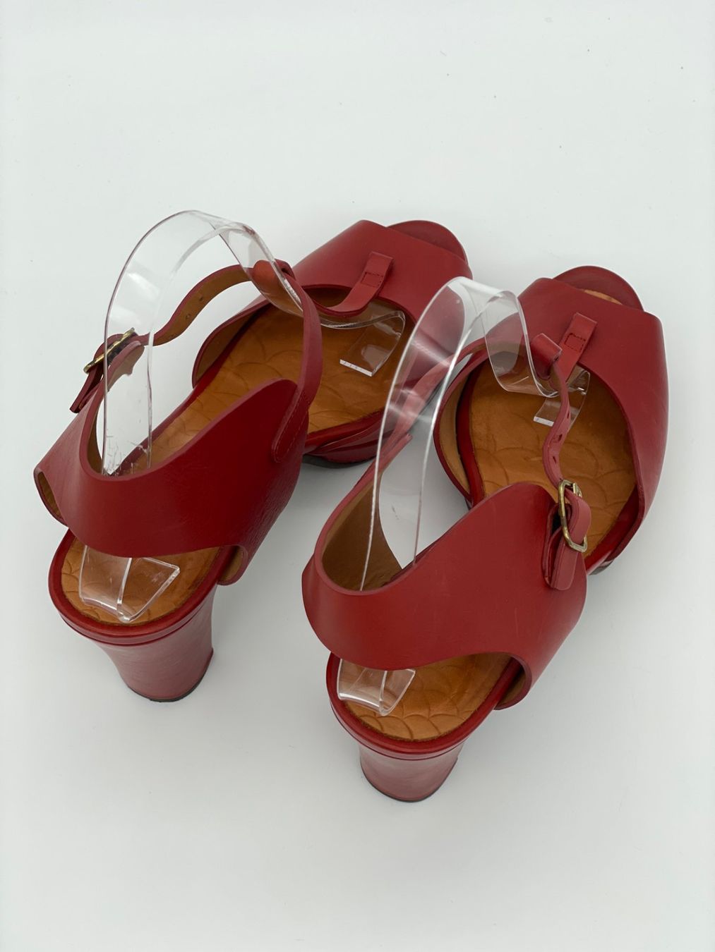 Chie Mihara Scarpe da donna: Chie Mihara KEDUNI Sandale mit Absatz EU 40 Rot – Usato da Zürich venduto da shoe_shop 3