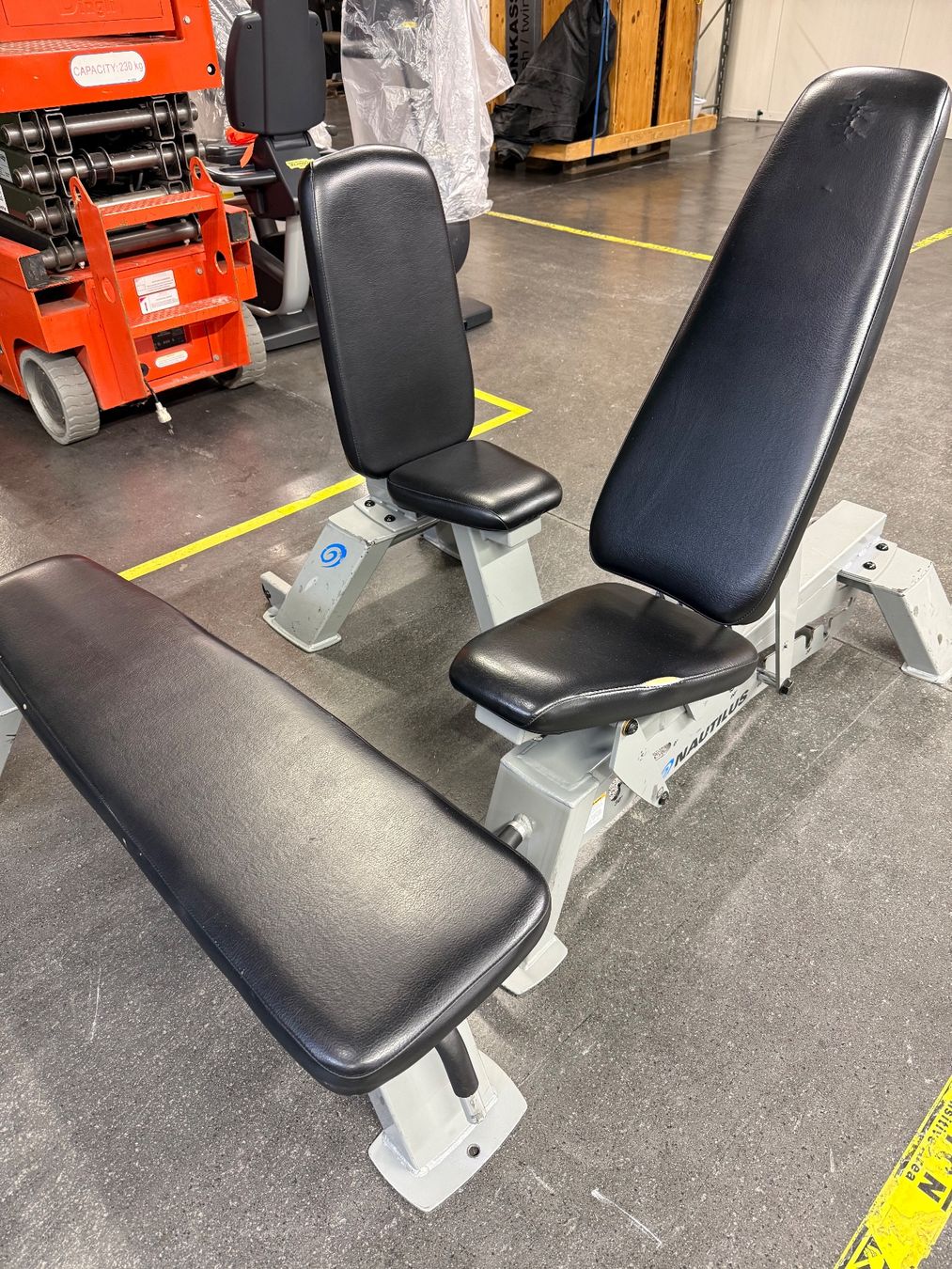 Nautilus Hometrainer: Trainingsbank 3 Stk. – Gebraucht aus Rüthi (Rheintal) von mesi93 2