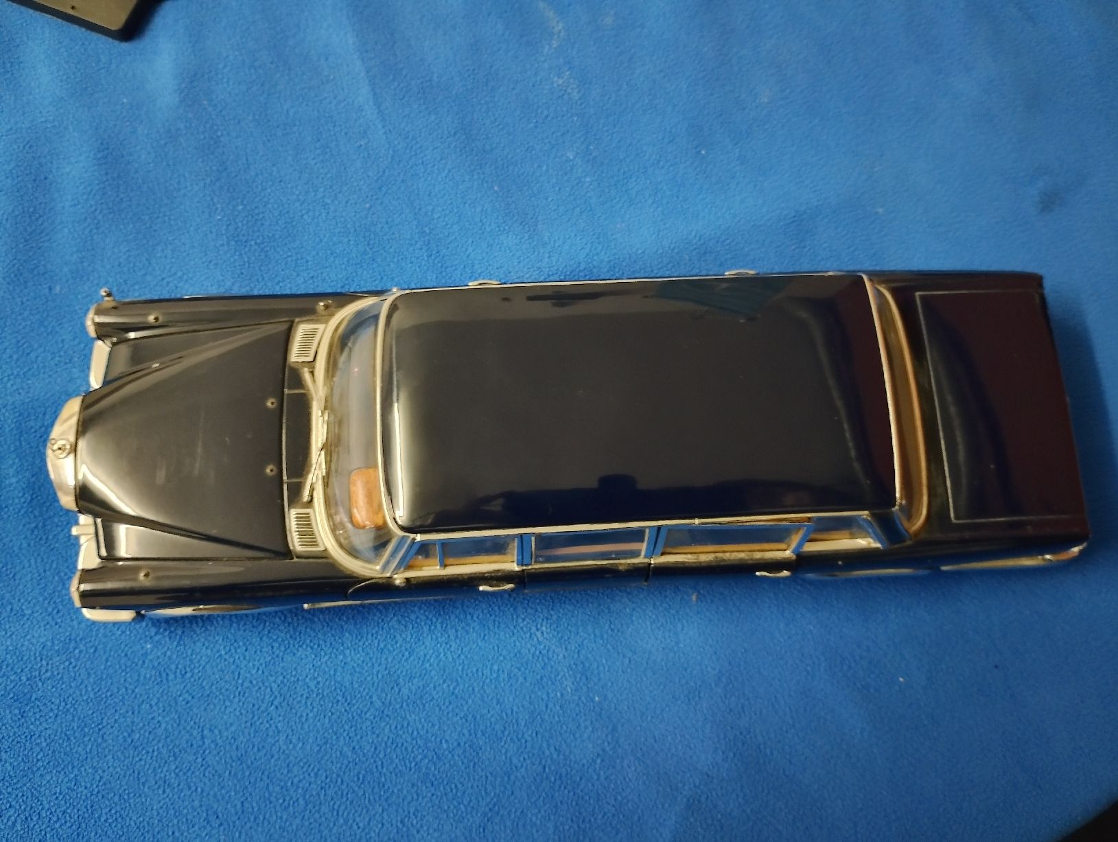 Mercedes-Benz Modellautos: Mercedes Benz 600 Pullman 1:18 – Neu (gemäss Beschreibung) aus Zürich von hec_j689 3