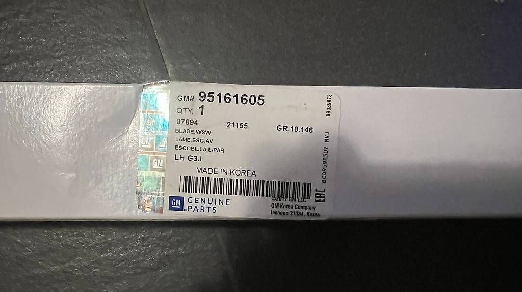 GM Tutti pezzi di ricambio auto: Original GM Scheibenwischer 95161605 – Nuovo e nell'imballaggio originale da Basel venduto da Hangman776 1