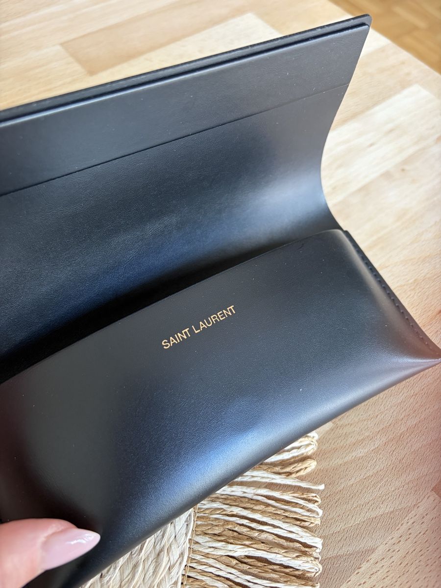 Saint Laurent Occhiali & Lenti: Saint Laurent Sonnenbrille – Nuovo (secondo la descrizione) da Binningen venduto da ellle 2