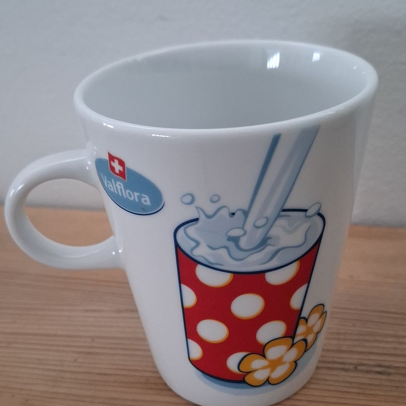Migros Tassen: Vintage Tasse Valflora Migros – Gebraucht aus Buochs von regenbogen7365