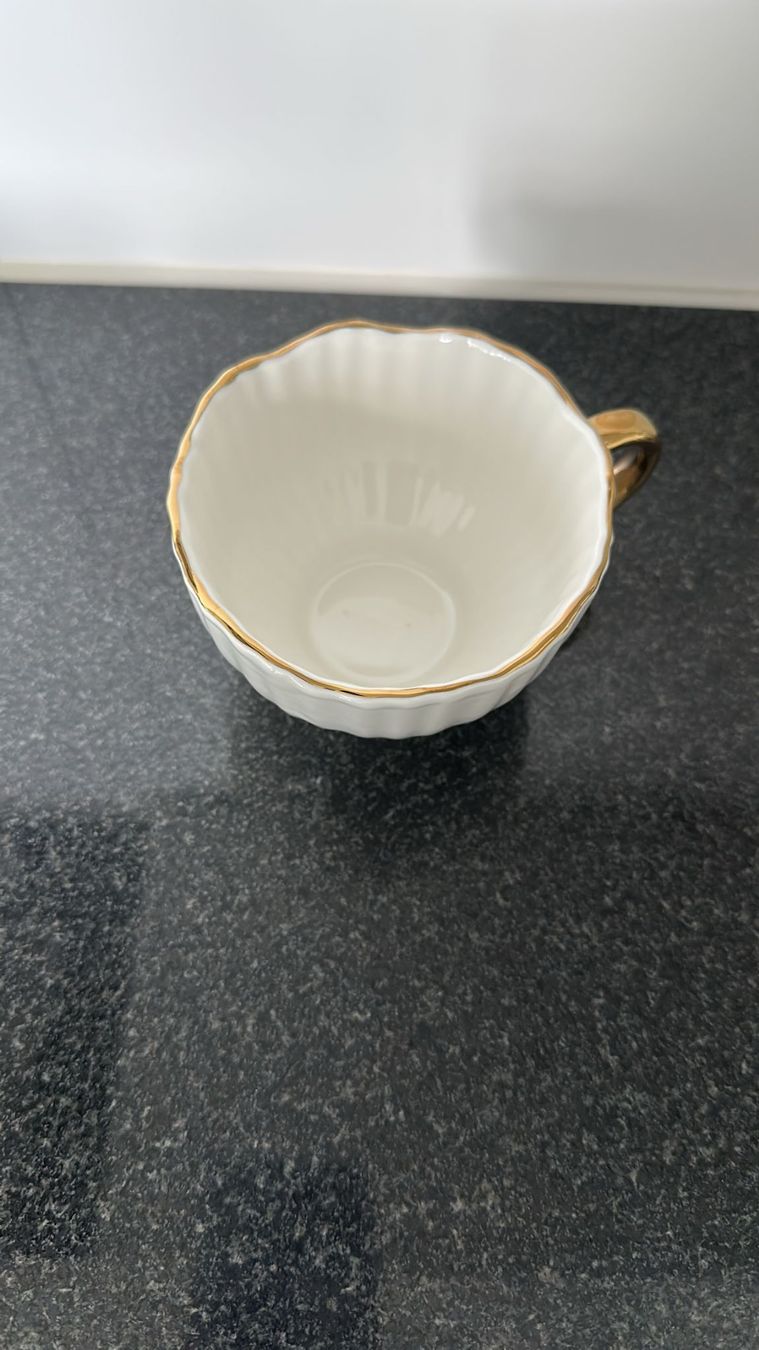 Set di piatti: Geschirrset – Usato da Rupperswil venduto da nes_qs52 2