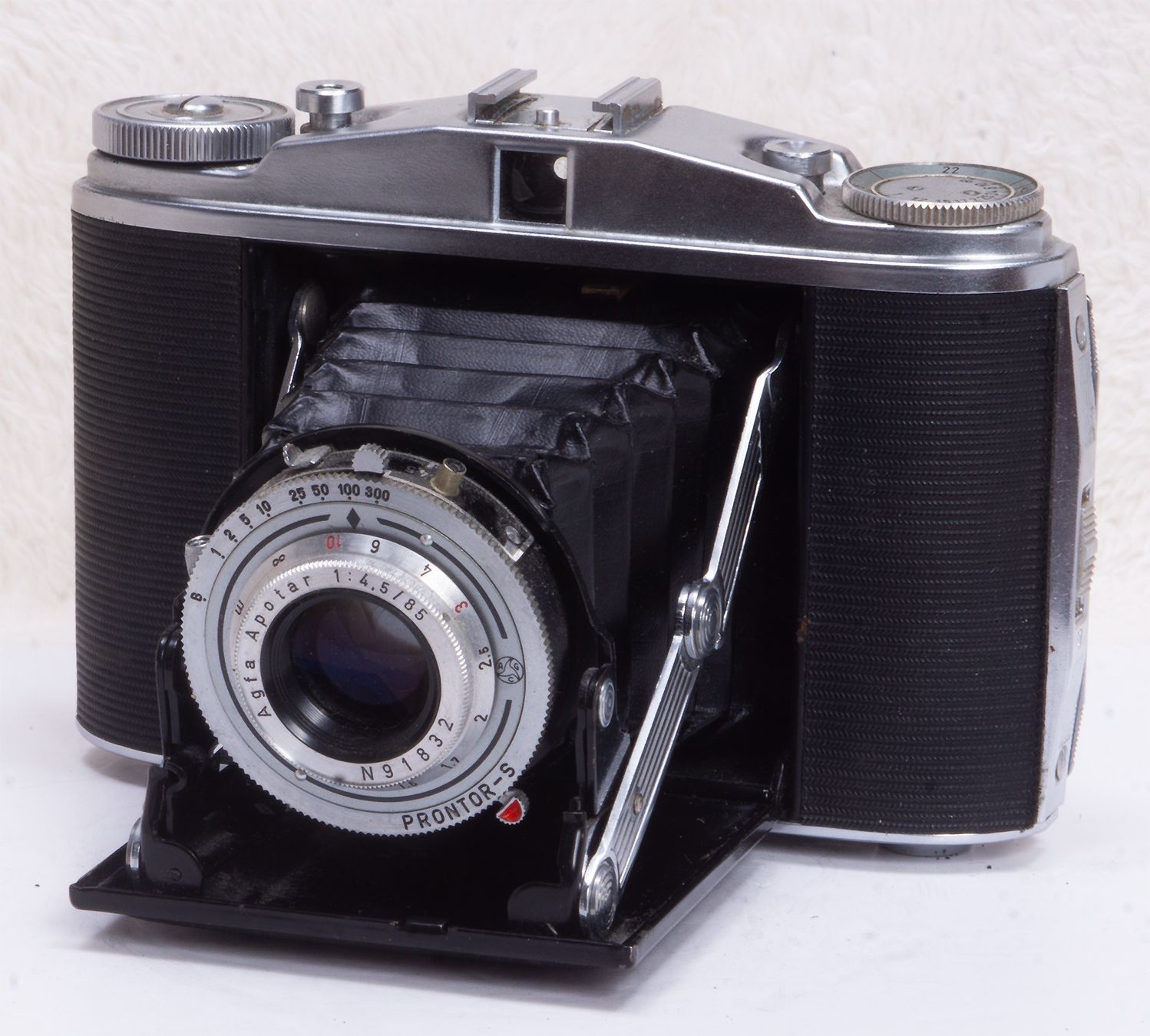 Agfa Fotocamera: AGFA ISOLETTE II – Usato da Zürich venduto da phueni 1