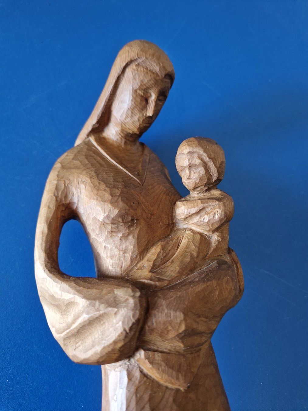 Sculptures & Statues: vintage Holz Skulptur Mutter mit Kind – D'occasion à Münchenbuchsee par Aare22 3