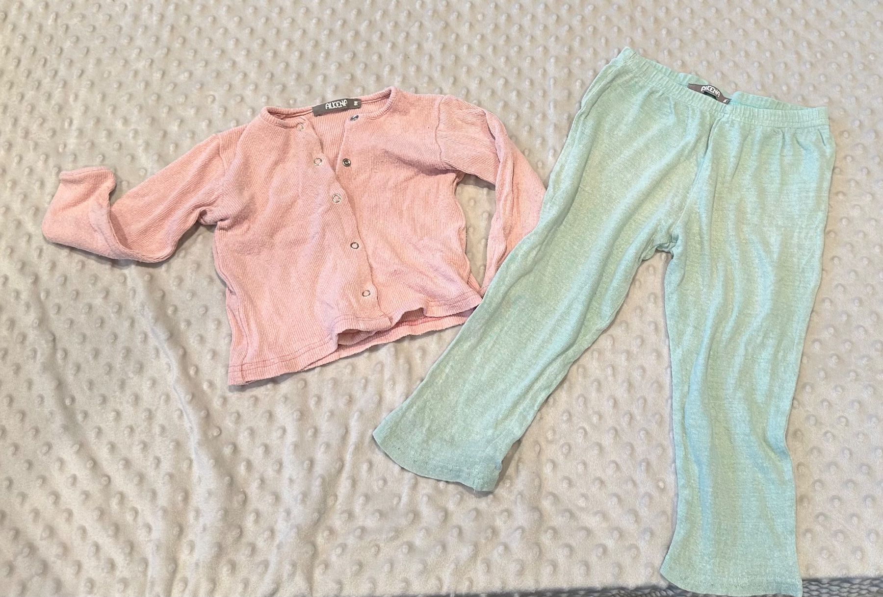 Lotti & Set di vestiti: Kleiderset Alkena Seide Gr.98 – Usato da Wiesendangen venduto da MelBo