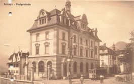 Schwyz Postgebäude tram Straßenbahnen