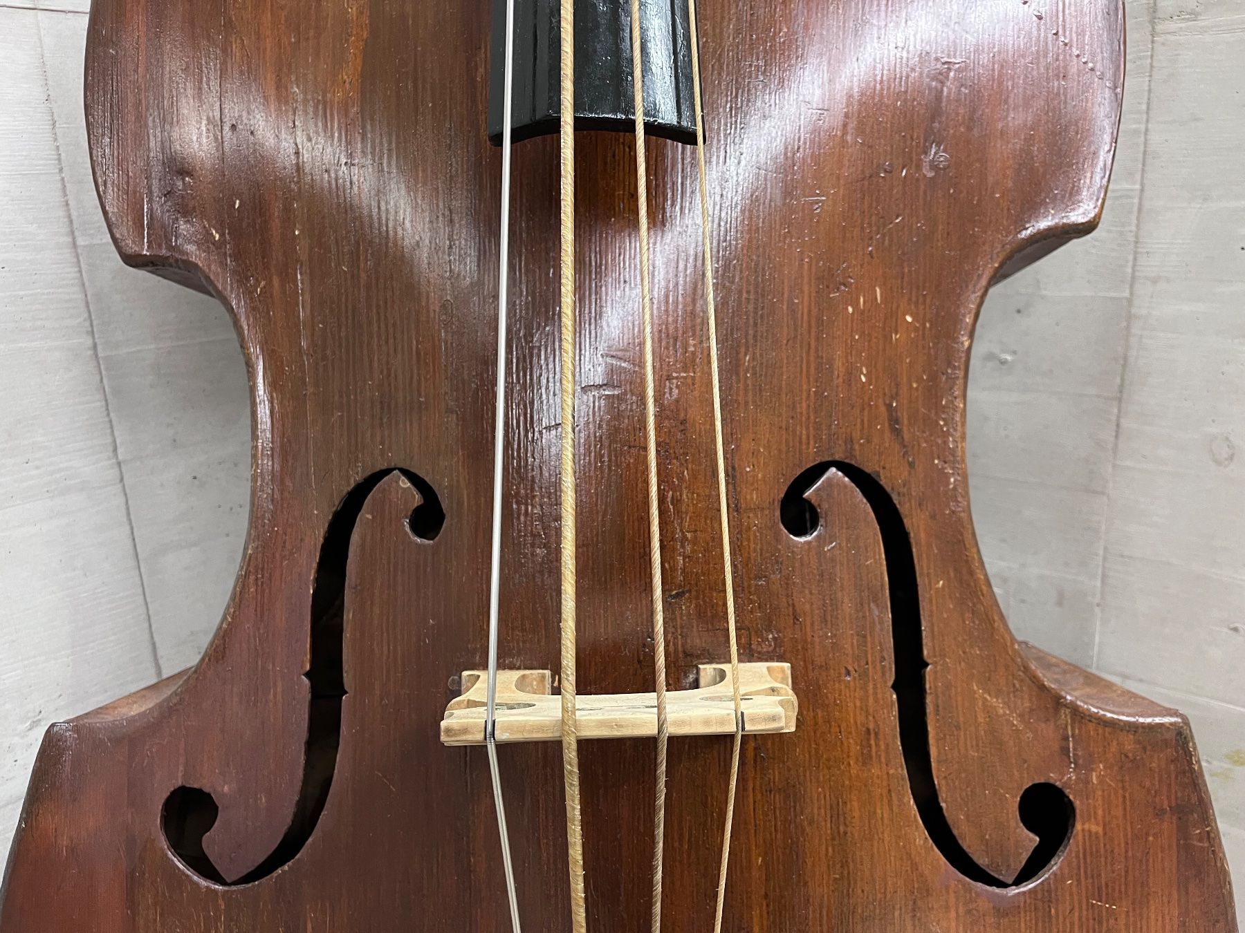 Strumenti musicali: Kontrabass alt – Usato da Zürich venduto da Arakanga163 3