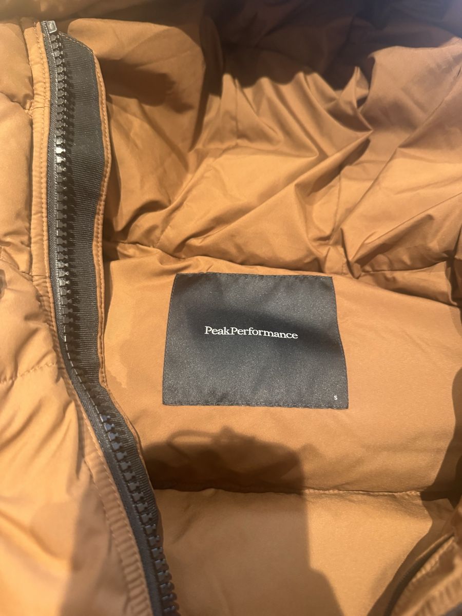 Peak Performance Giacche: Daunenjacke Peak Performance – Usato da Davos Platz venduto da mbe_r5tv 2