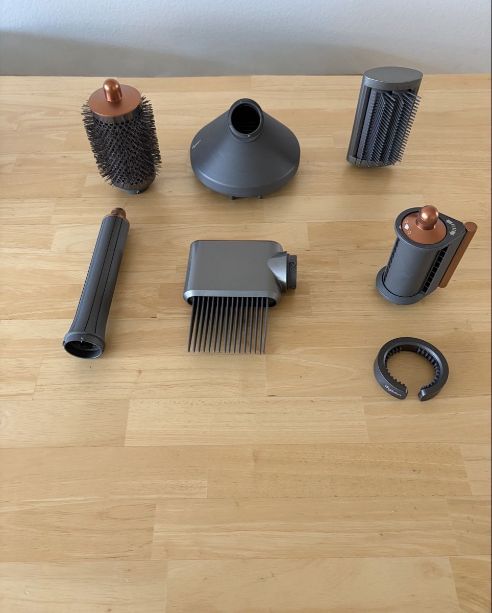 Dyson Lockenstäbe & Haarglätter: Dyson Air Wrap – Neu (gemäss Beschreibung) aus Berikon von Rose-Lavendel
