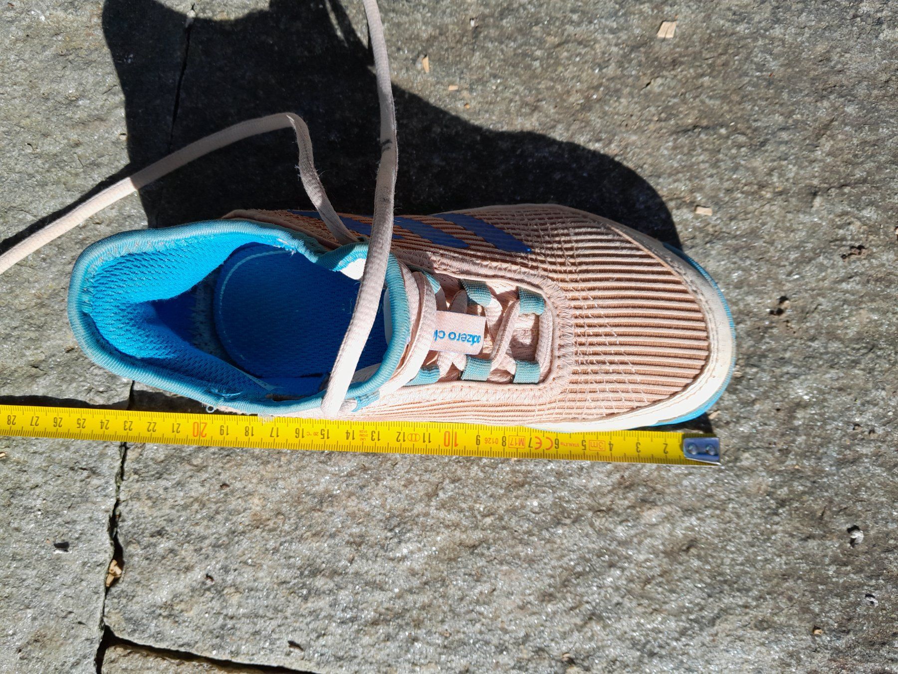 Adidas Schuhe für Jungen: Tennisschuhe Kinder – Gebraucht aus Horgen von Marion 4