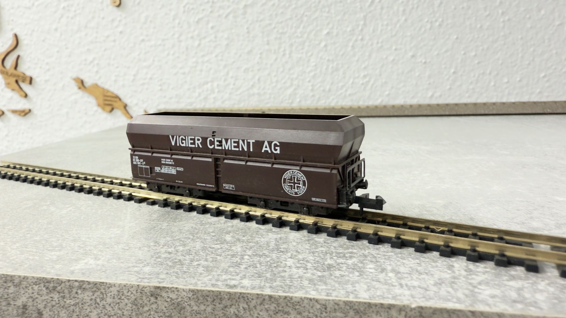 Trix Modellini di ferrovie: Trix Güterwagen Vigier Cement  Spur N – Usato da Windlach venduto da Kelebra 2