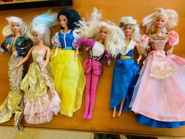 Barbie Sammlung aus den 90er Jahren