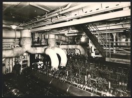 Fotografie der Motorenraum des Dampfer M