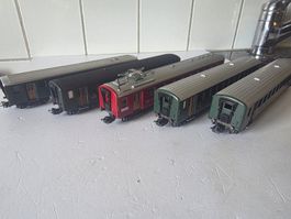 5-teiliger Personenzug SBB