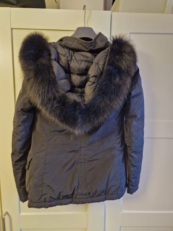 Peuterey - Woman Down Jacket - SIZE: 38/M. Real Fur