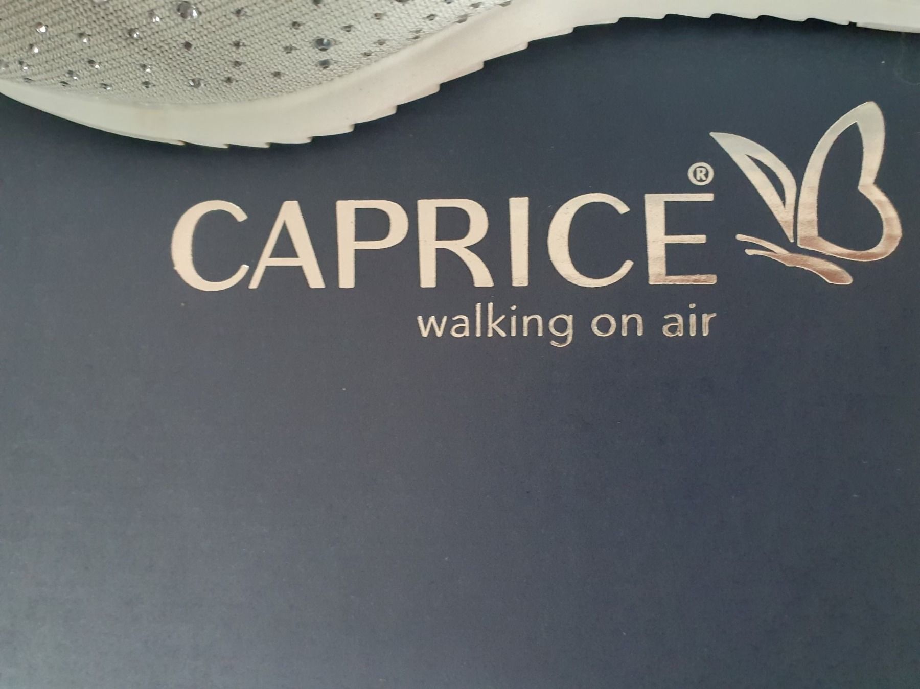 Damenschuhe: Knit Sneakers von Caprice Gr. 37 Hellgrau mit BlingBling – Neu (gemäss Beschreibung) aus Zweidlen von Shubli 3