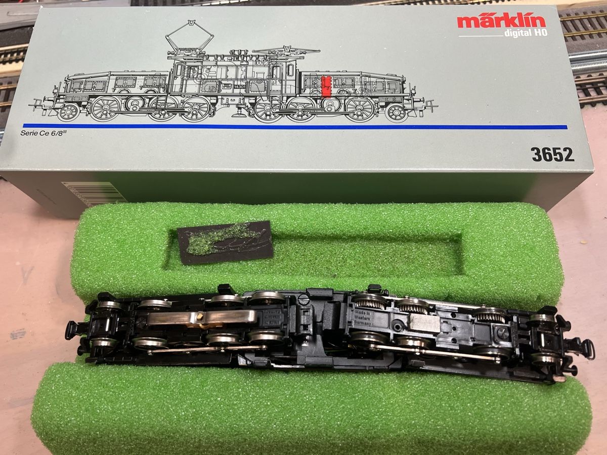 Märklin Modelleisenbahnen: Märklin SBB Krokodil  – Gebraucht aus Dübendorf von Troggy 4