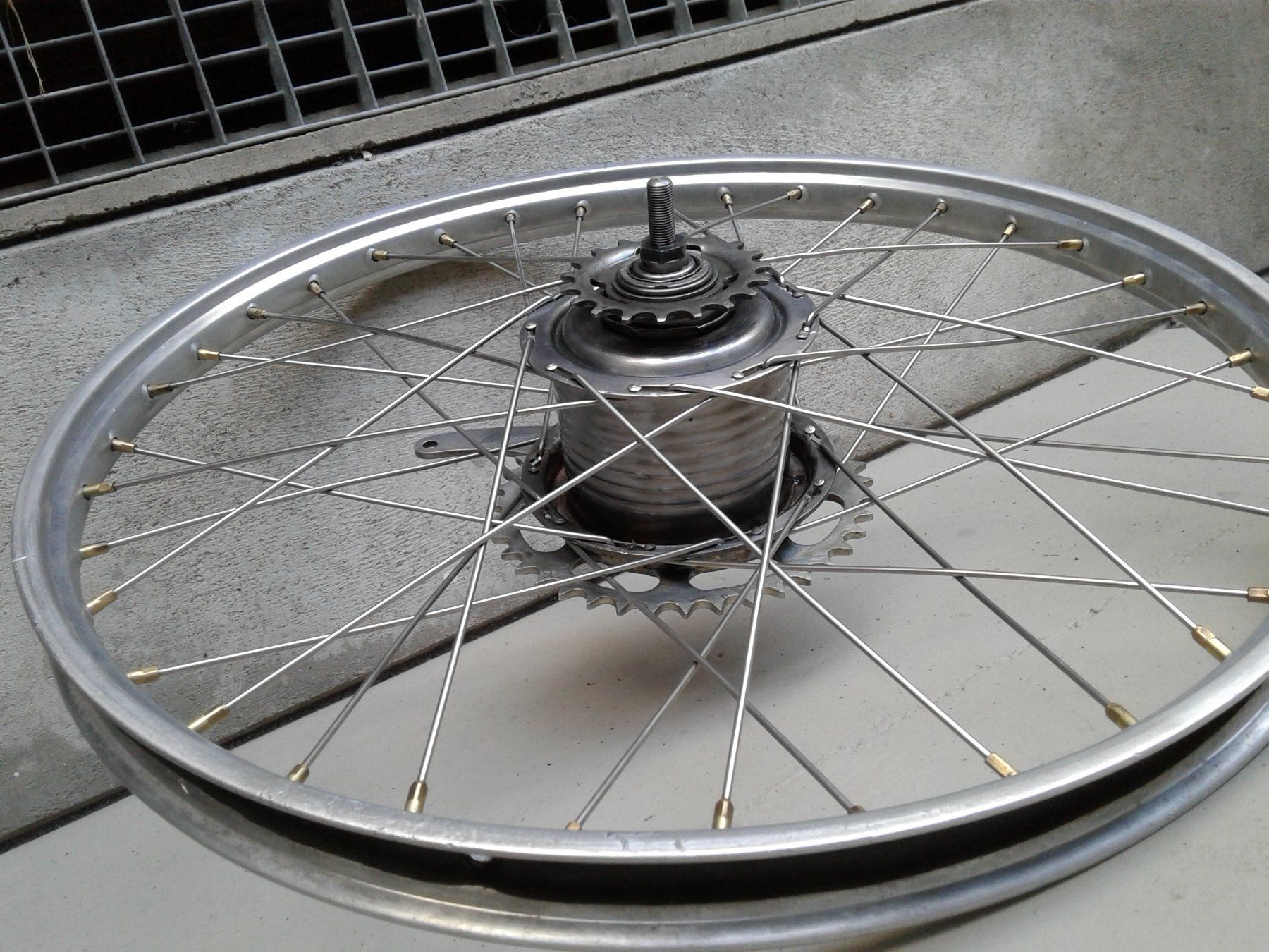 Pneumatici & Ruote complete: Sachs 19 Zoll Rad – Usato da Lachen SZ venduto da lachen49 2