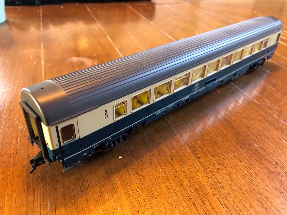 ROCO HO 54413 VOITURE VOYAGEUR PASSAGER, 2eme CLASSE, DB 61