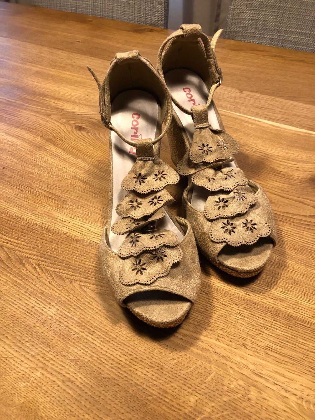 Scarpe da donna: Keilsandalette Gr. 38 – Usato da Rohr b. Olten venduto da -FaLu- 3