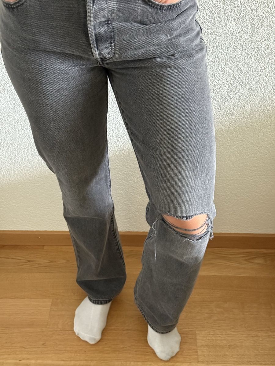 Levi's Jeans: Levi's 501 Jeans, Grösse W26 L32 – Nuovo (secondo la descrizione) da St. Moritz venduto da Dolly14 2