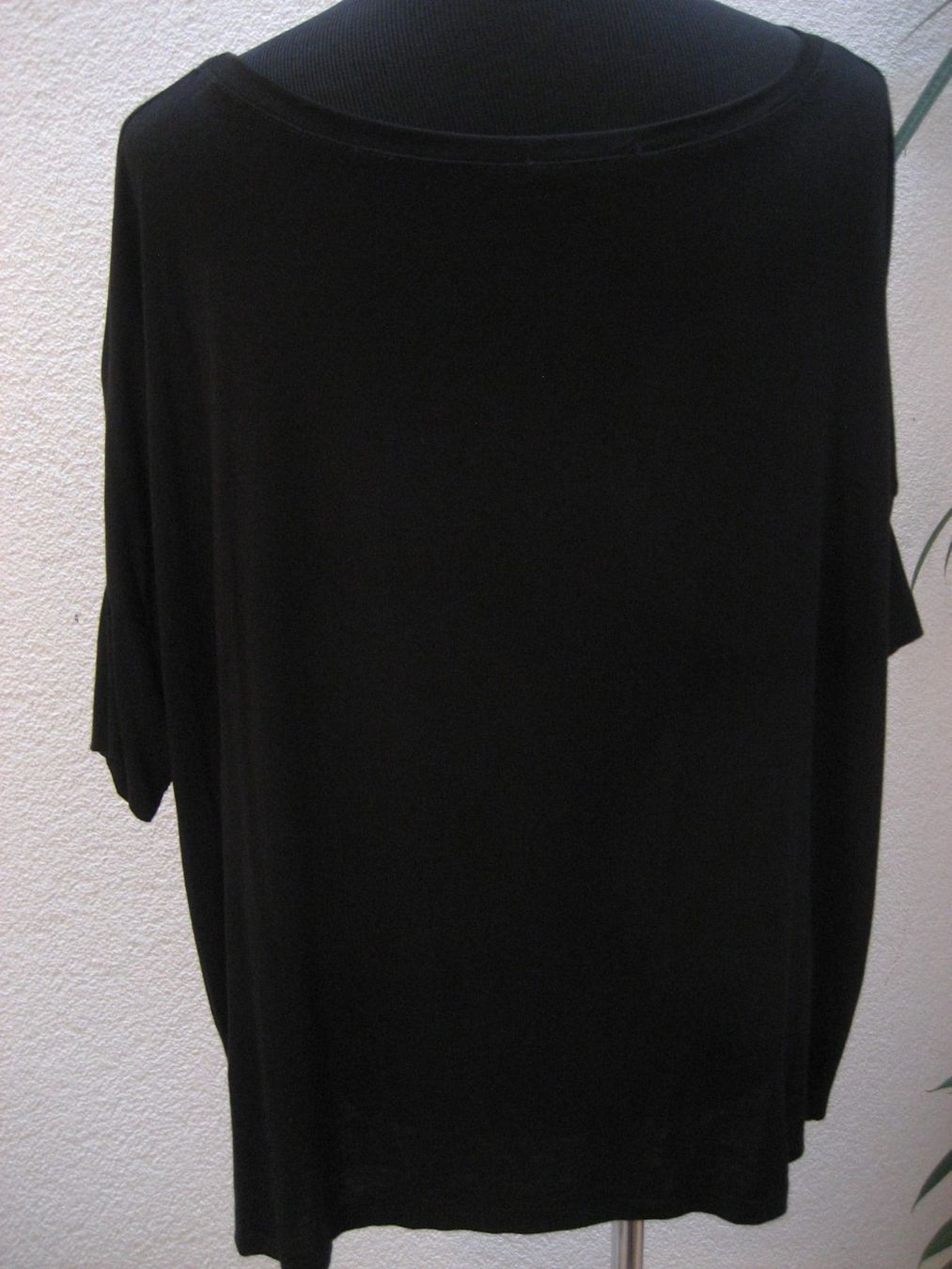 T-shirt: T-shirt taille M-L – Nuovo (secondo la descrizione) da Delémont venduto da marryb 4