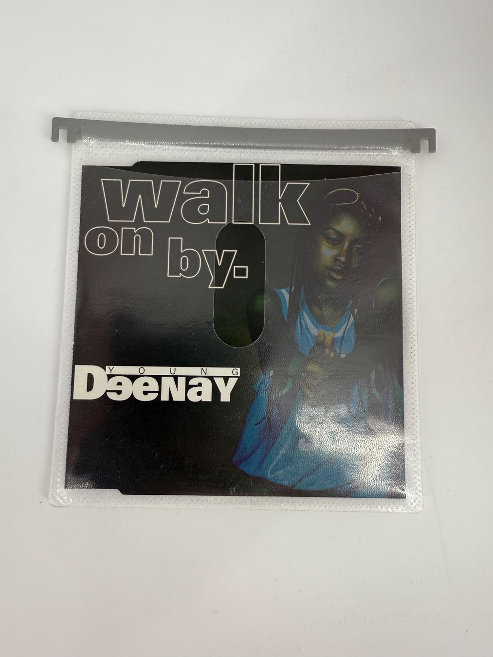 CDs: Young Deenay - Walk On By CD Single – Gebraucht aus Auenstein von moin.