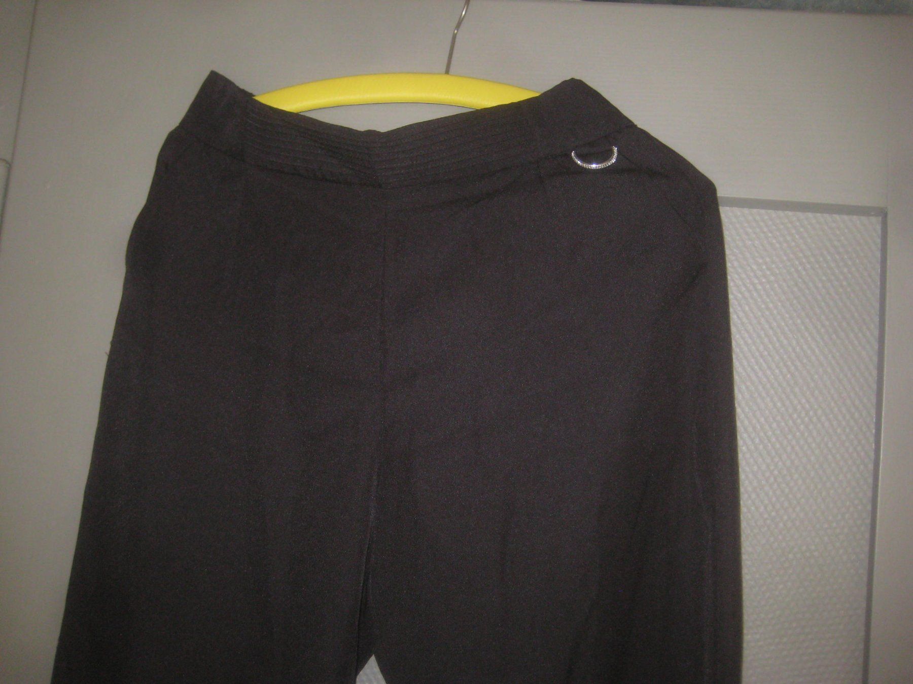 Chicco Pantaloni: DAMEN  HOSE – Usato da Uster venduto da flocke1 1