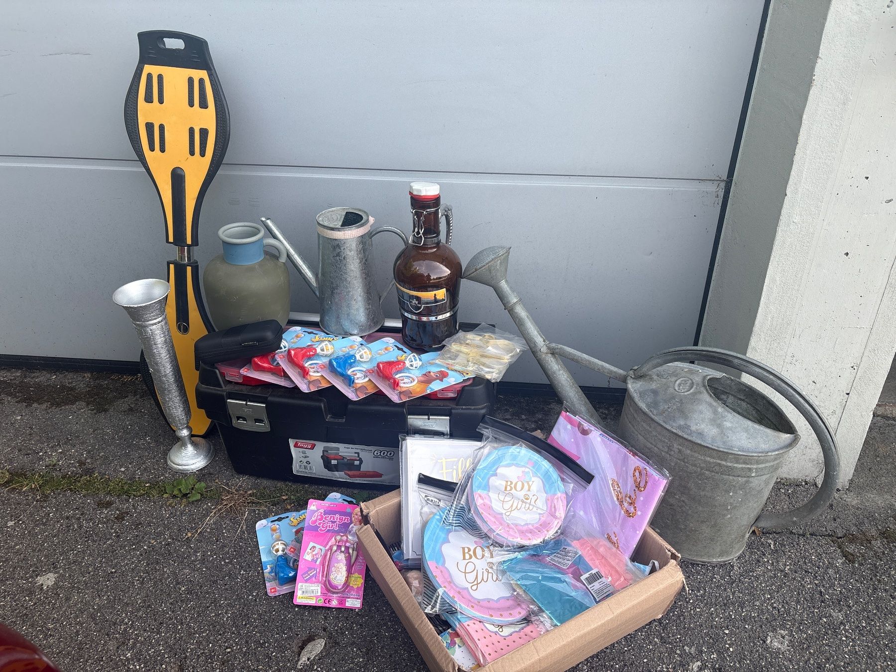 Altro per Eventi aziendali & Feste: Flohmarkt Konvolut ab 1Fr – Usato da Aarwangen venduto da kah_79t5