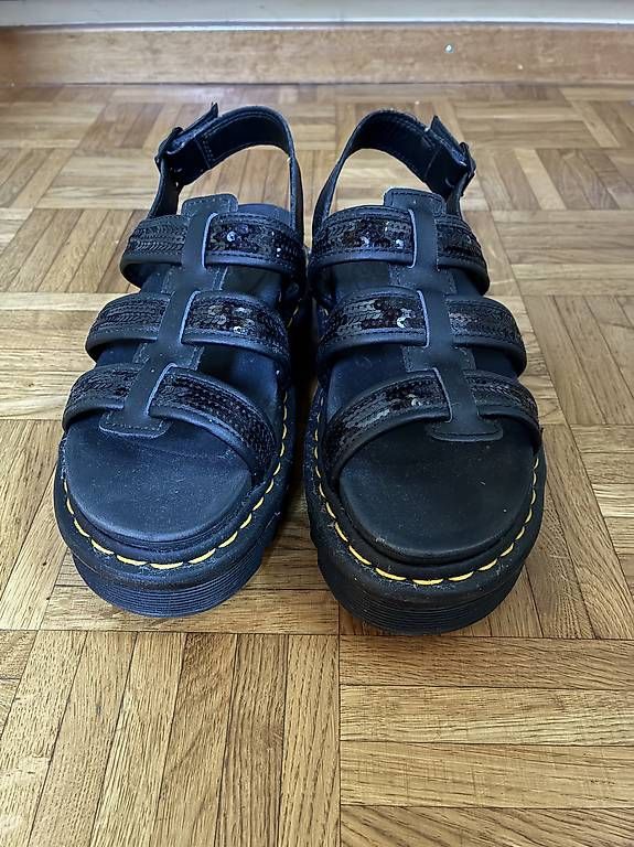 Scarpe da donna: Dr. Martens – Usato da Versoix venduto da ang_tq2z