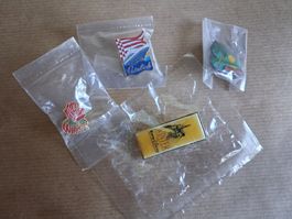 4 tolle Sammler Pins teils rare in OVP