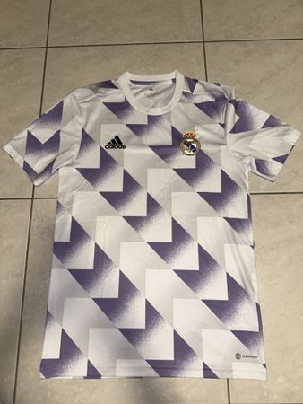Real Madrid Einlaufshirt