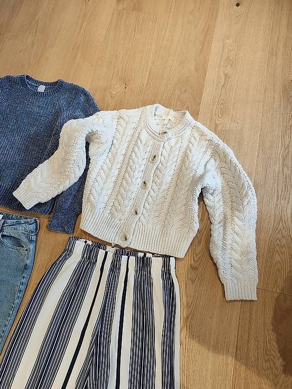 Lotti di vestiti: Bundle: H&M Herbstoutfits blau/beige – Usato da Andelfingen venduto da Wiebke_J 1