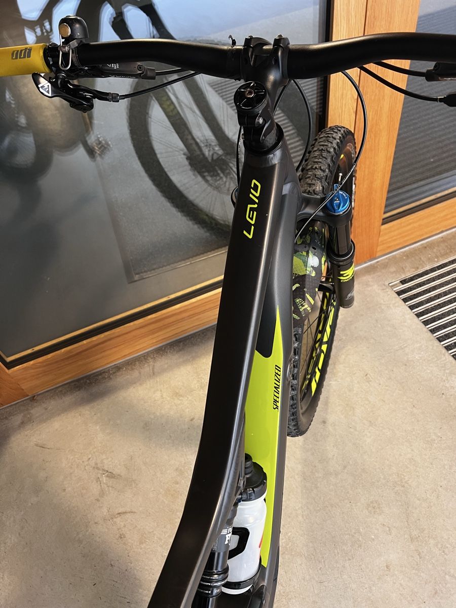 Specialized Velos: Specialized Turbo Levo Fully eBike – Gebraucht aus Zürich von  4