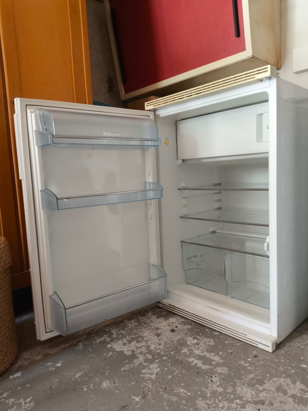 Electrolux Frigoriferi: Kühlschrank Electrolux weiss gebraucht – Usato da Winterthur venduto da JuliaF01 1
