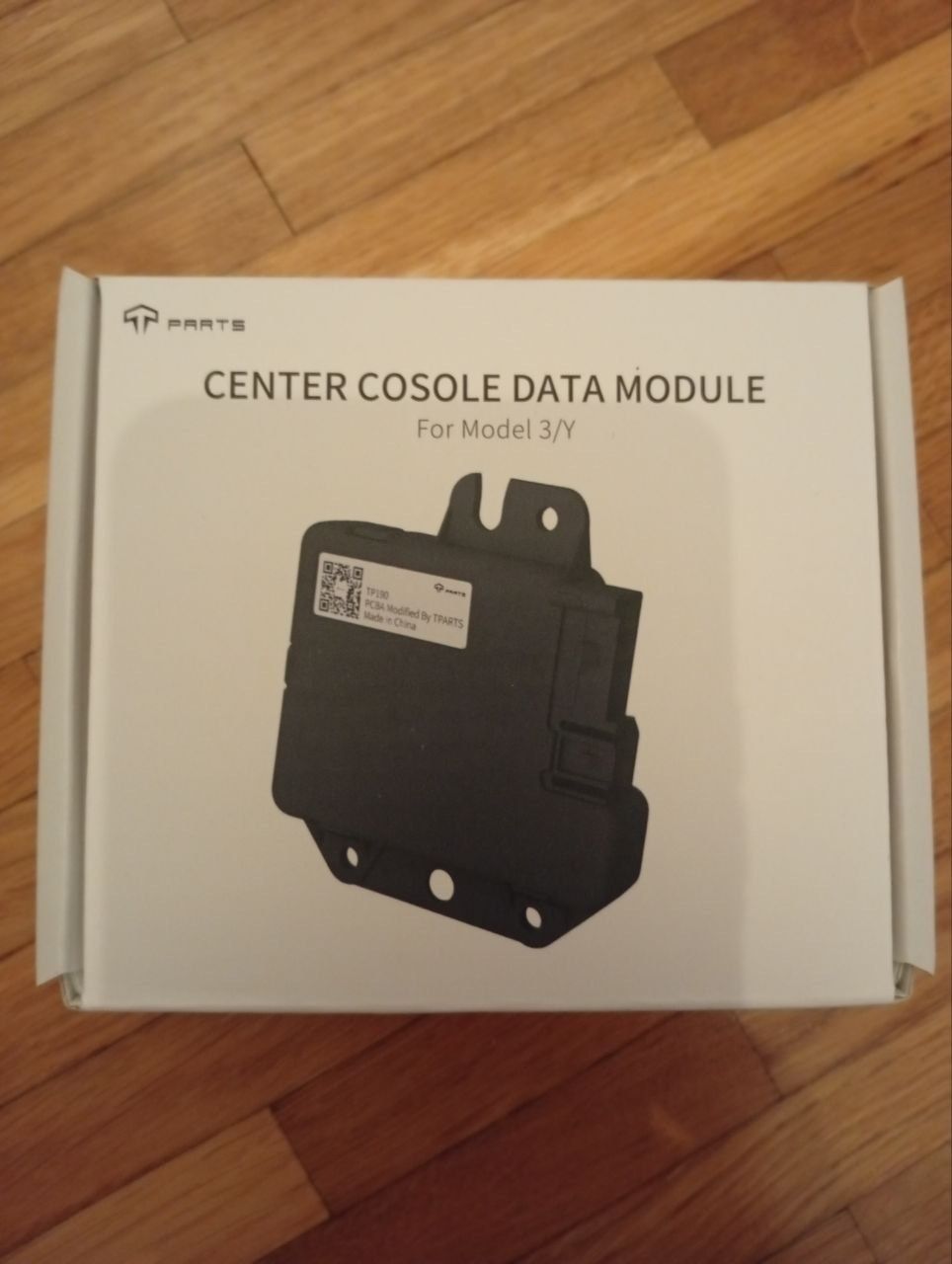 Tesla Tutti pezzi di ricambio auto: Console Data module for 2022 Model 3/Y to recover the data – Usato da Gland venduto da M_marc