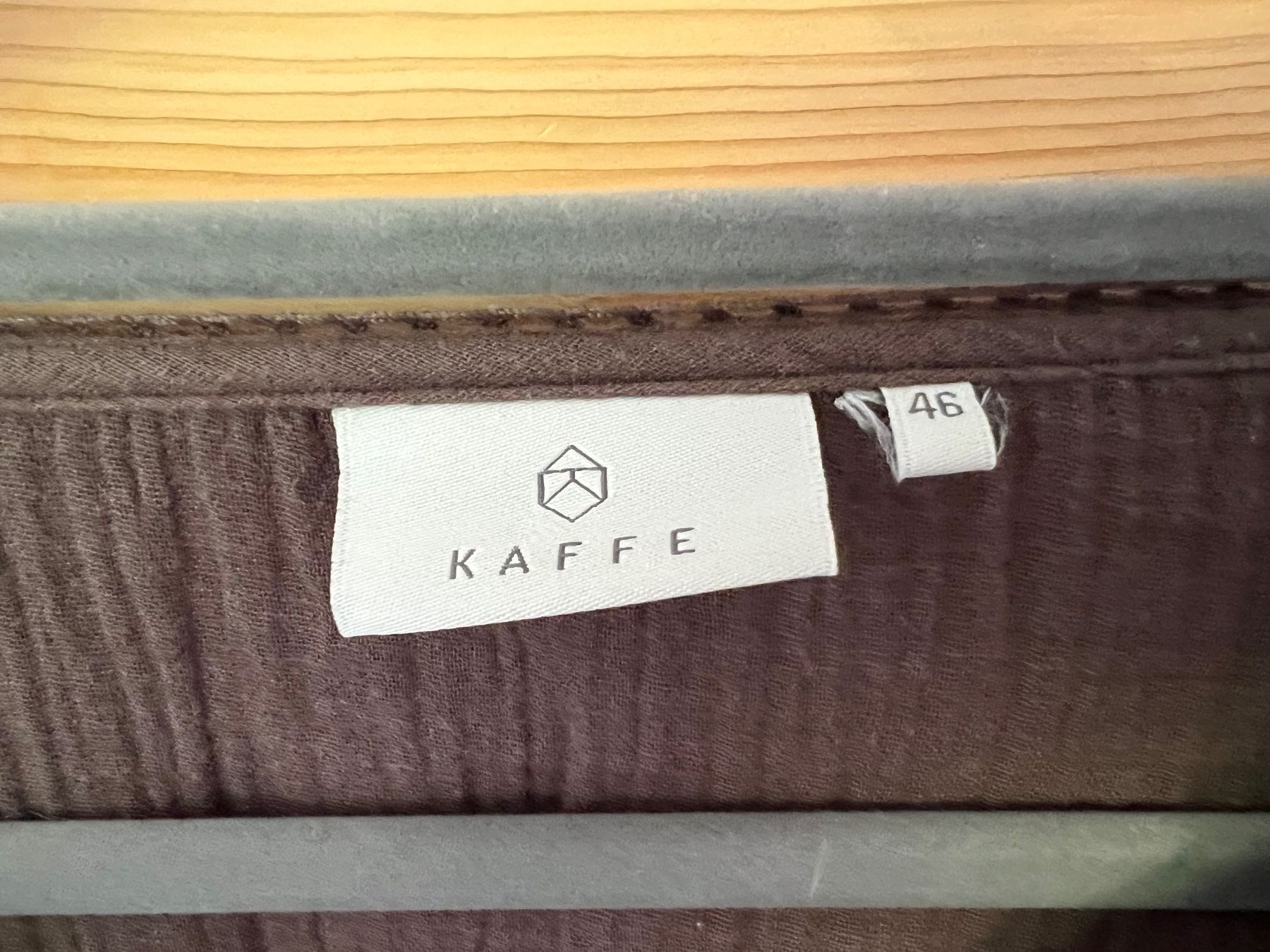 Kleiderpakete: Damen 2-teiler Set / Bluse mit Stoffhose – Gebraucht aus Birmensdorf ZH von Zielasco 4