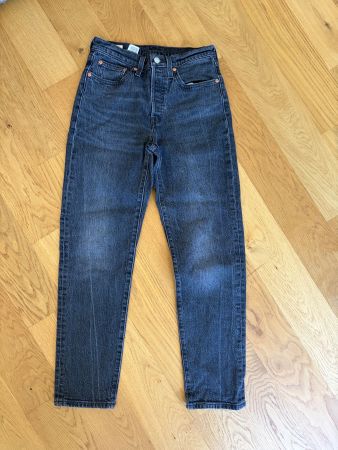 Levis Jeans 501 Cropped - W26/L30