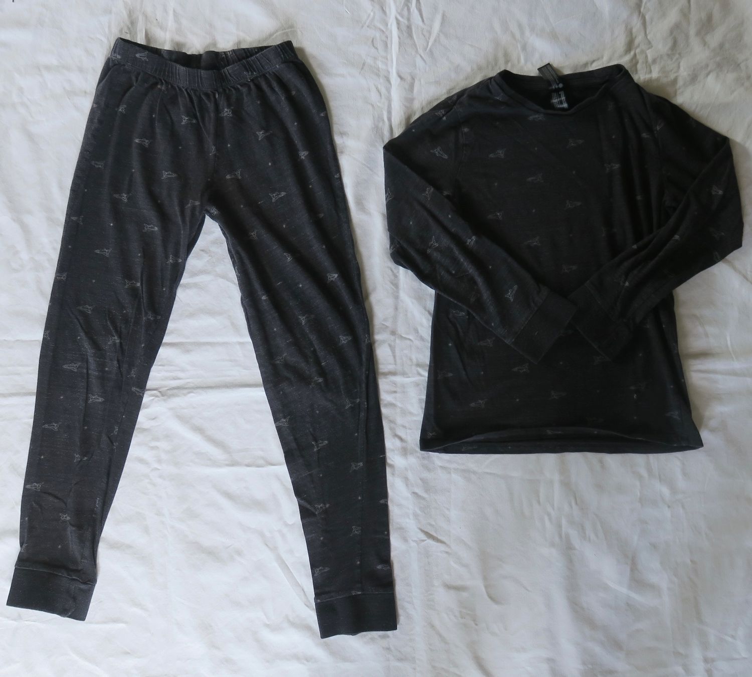 C&A Pyjamas & Ähnliches: Pyjama Set Gr. 146 C&A – Gebraucht aus Davos Platz von Infinity795