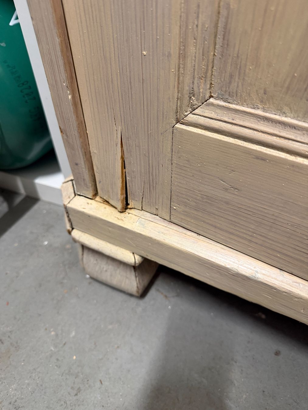 Armadi: Holzschrank weiss – Usato da Bern venduto da maurus1996 4