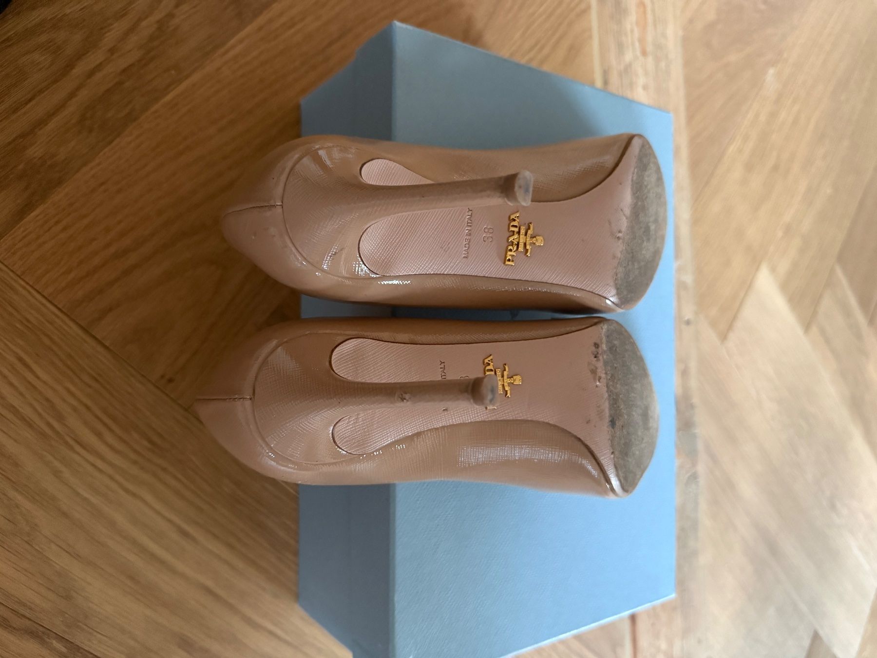 Prada Scarpe da donna: Prada Pumps Gr. 38, nude Lackleder – Usato da Horgen venduto da tsp_qr5b 3