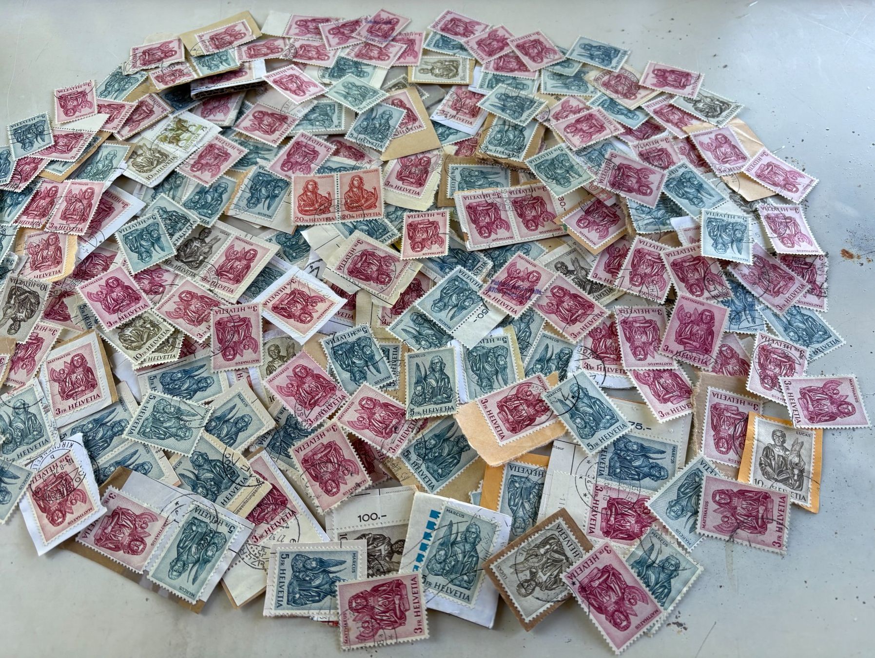 Tous les timbres: KONVOLUT EVANGALISTEN – D'occasion à Ostermundigen par crazy-horse-1840