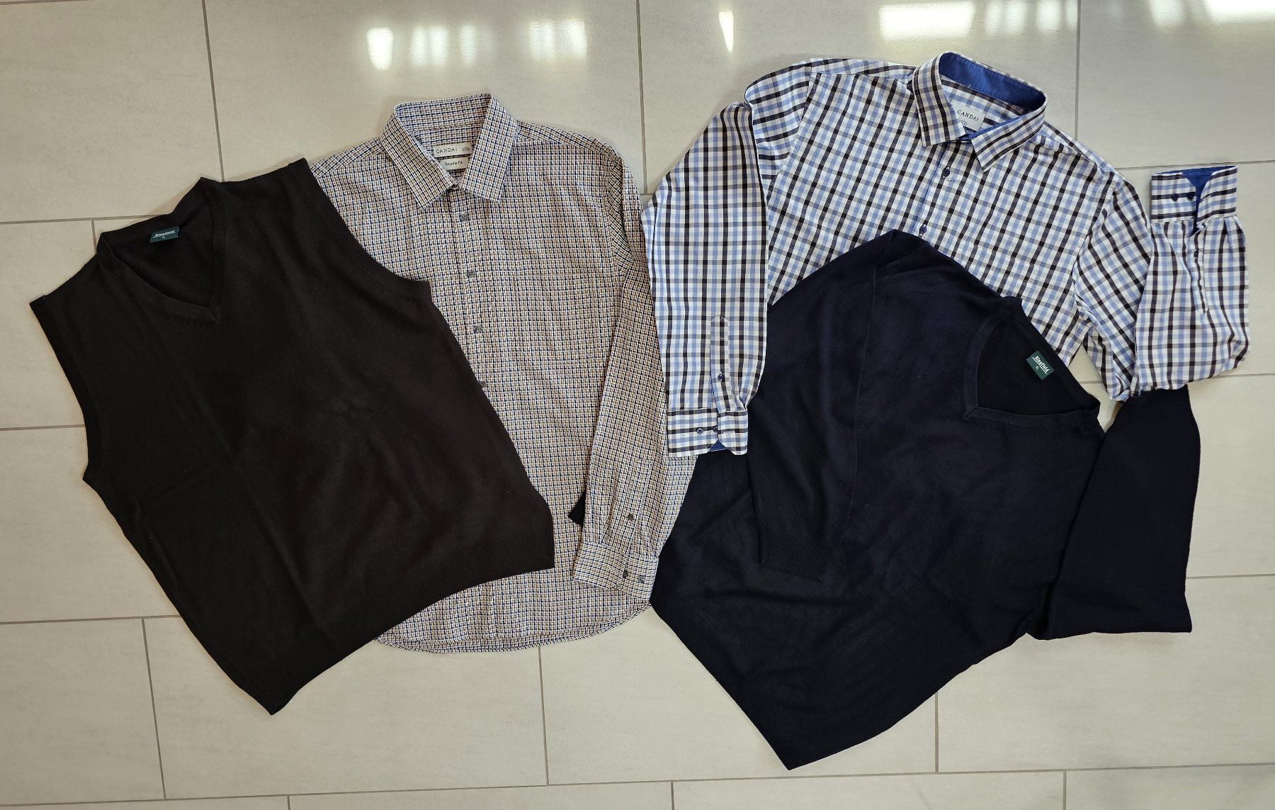 Lotti di vestiti: 2 Hemden Gr. 41/42 , Pullunder &  V-Ausschnitt-PulloveGr. XL – Usato da Einigen venduto da Pretorius66