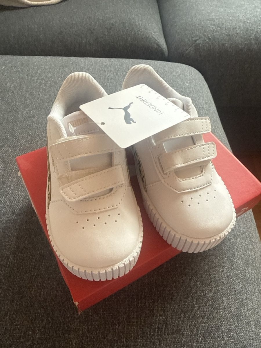 Puma Scarpe per ragazze: Baskets Puma blanches enfant taille 25 neuf – Nuovo e nell'imballaggio originale da Biel/Bienne venduto da d3lux3 2